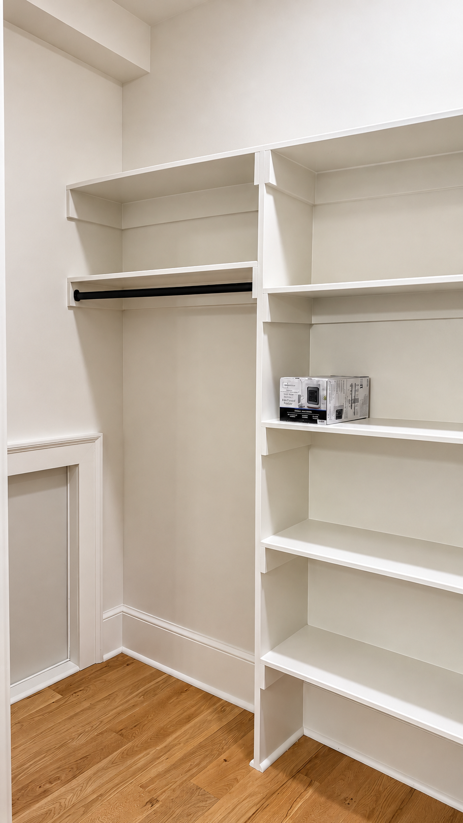 The Clubhouse Suite walk-in closet
