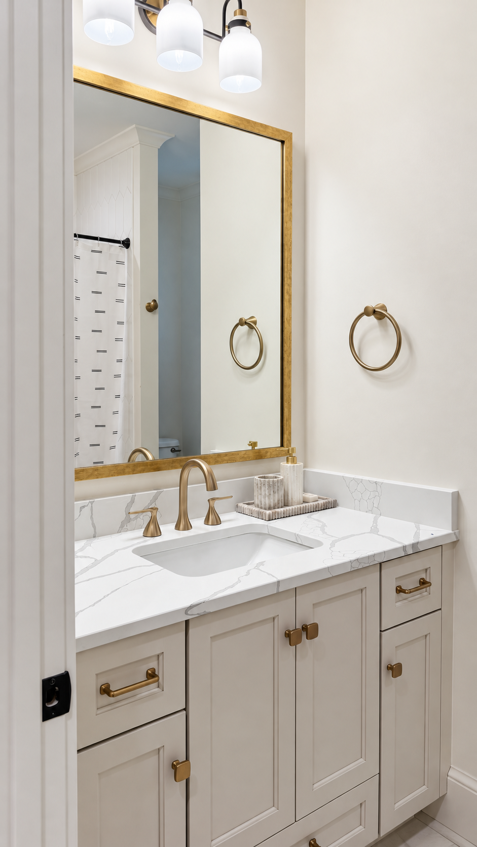 The Clubhouse Suite bathroom vanity